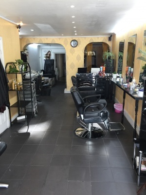 Well Established Hair And Beauty Salon In Prime Hounslow Location