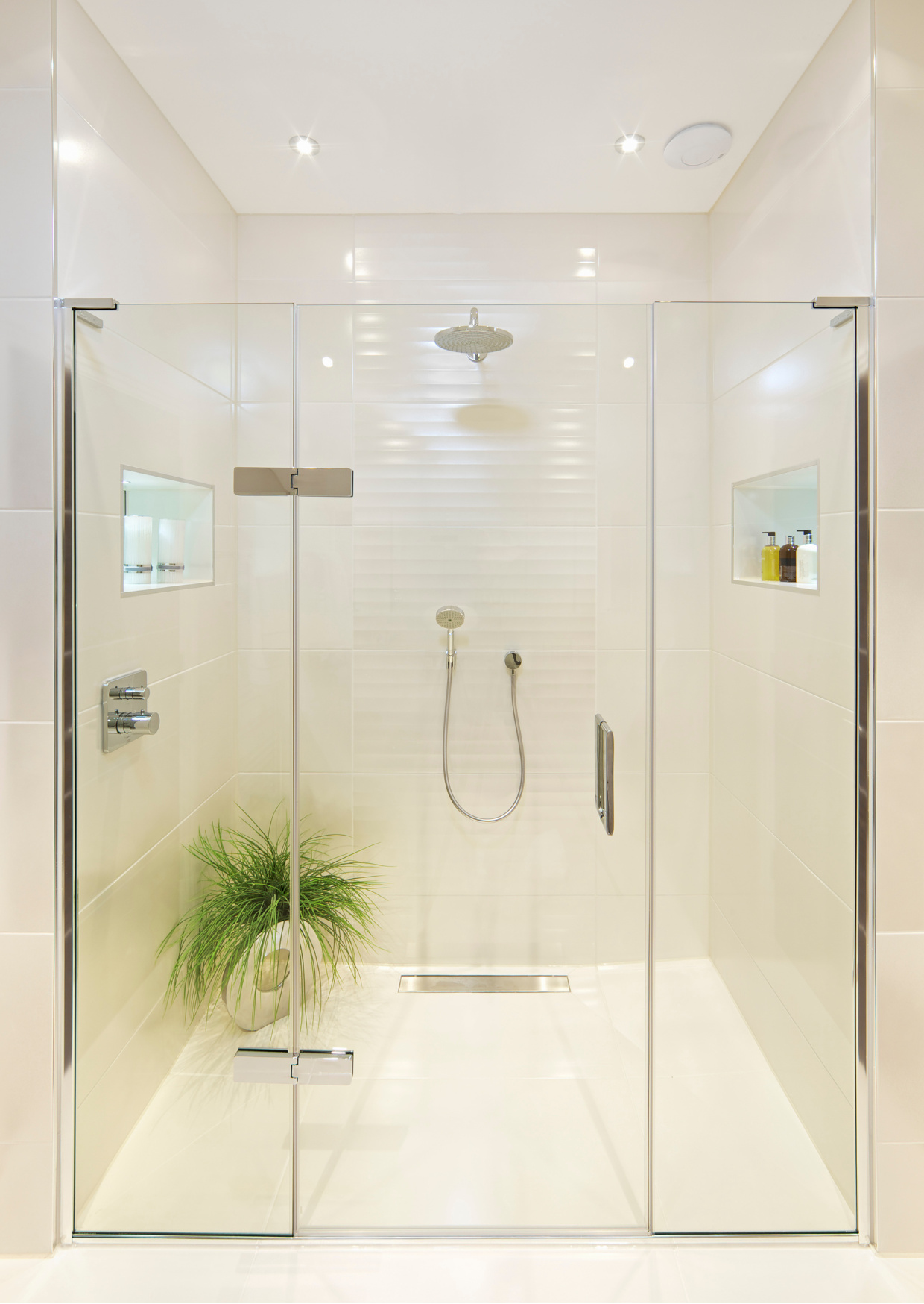 Innovative Shower Screen Solution with Strong IP